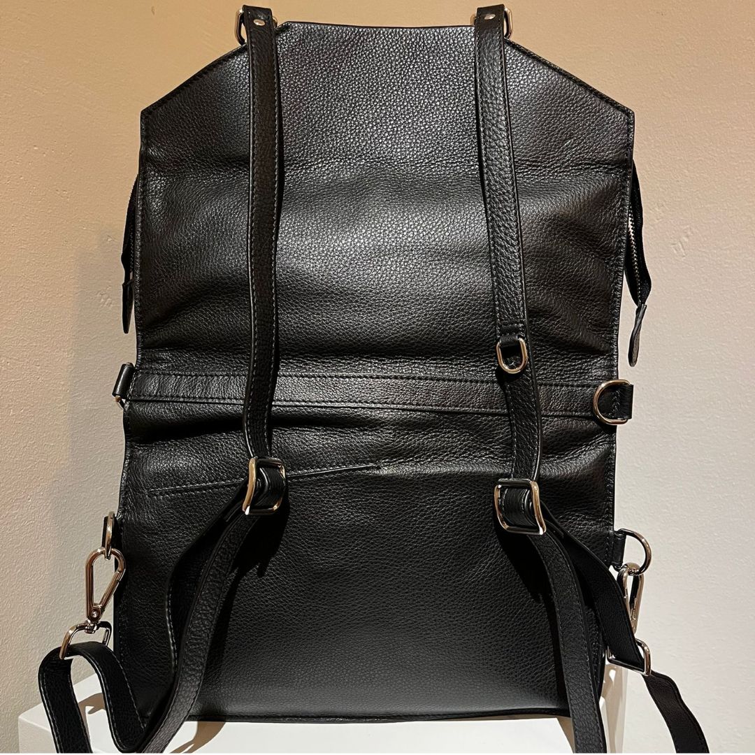 Pre-loved: Bo Bardi Black/silver