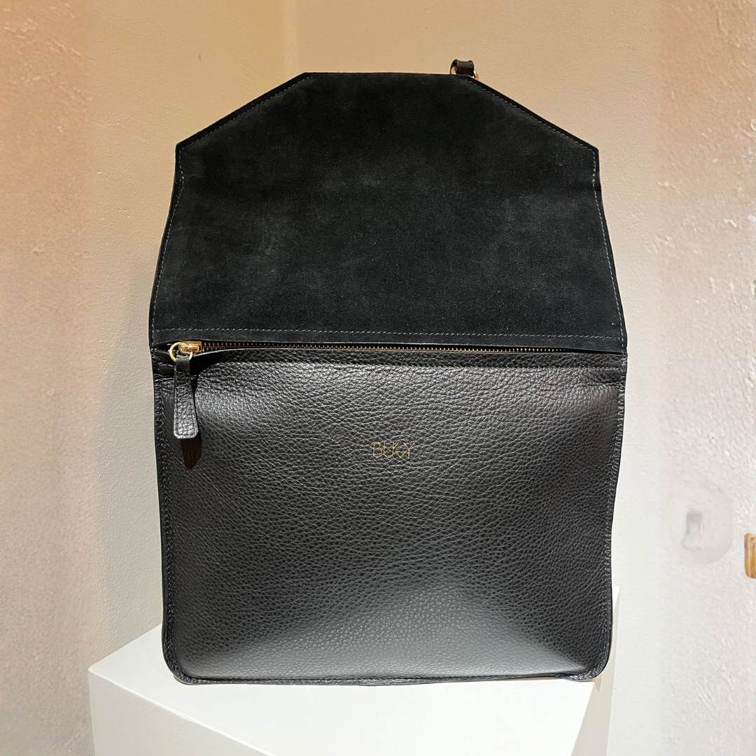 Pre-loved: Bo Bardi Black/gold