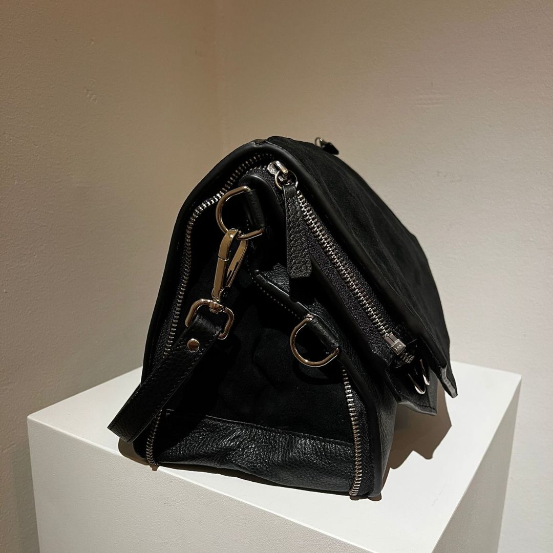 Pre-loved: Bo Bardi Black/silver