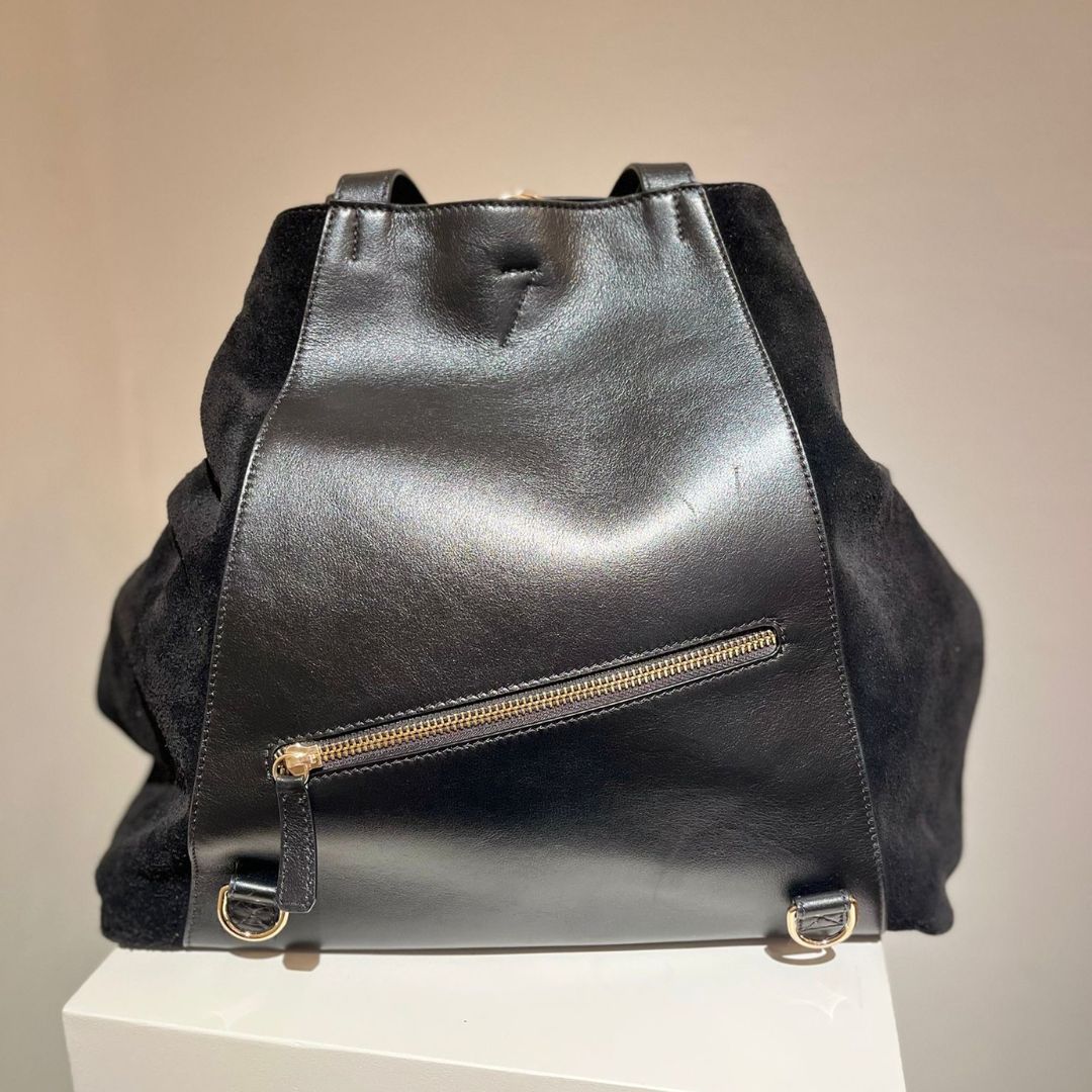 Sample: Midi Curie Black