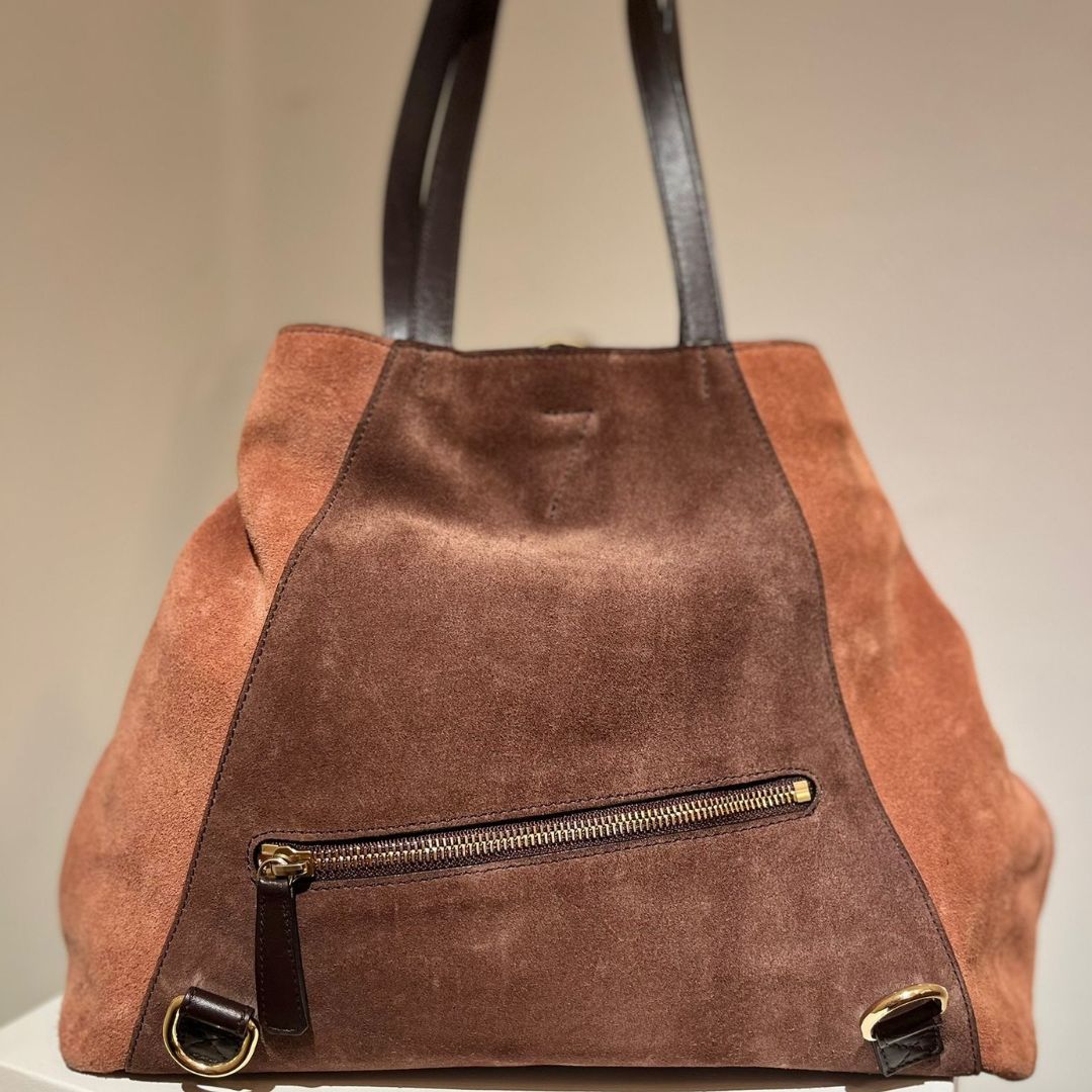 Sample: Mini Strappy Curie Truffle